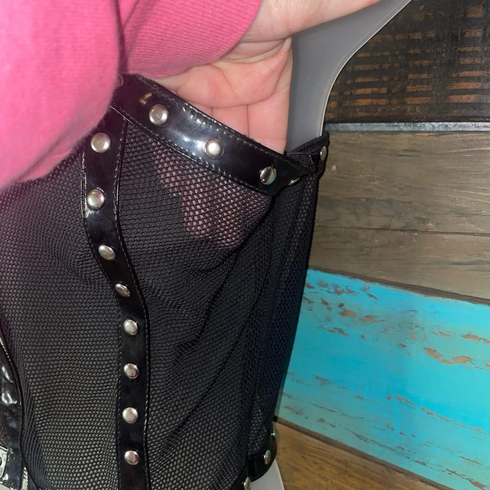 Elegant Moments Patent Leather Mesh Corset with Silver Studded M - Picture 8 of 11